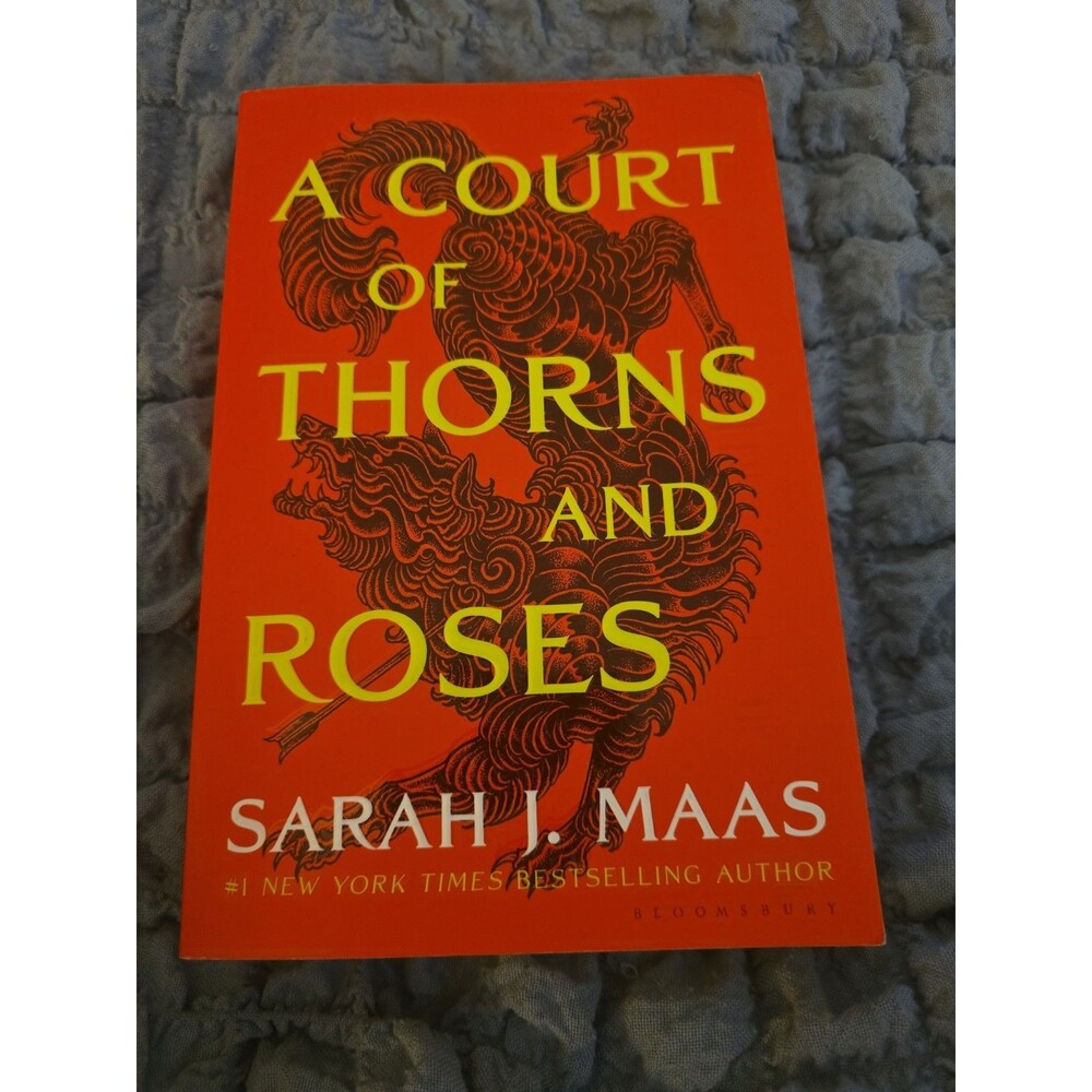 Court of Thorns and Roses by Sarah J. Maas (2020, Trade Paperback)